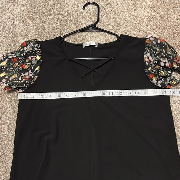 NWOT 89th + MADISON SHEER BLOUSE SIZE MEDIUM - Picture 6 of 6